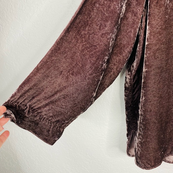 J.Jill Brown Crushed Velvet 100% Rayon High/Low Long Sleeve Button down Shirt - Picture 7 of 13